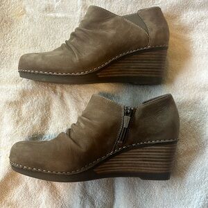 Brown Wedge Ankle Boots Dansko SZ 39